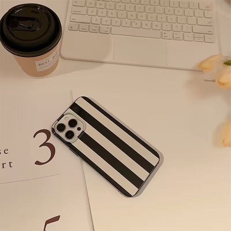 Desain Seni Segar Niche Kecil  - Phone Cases Drawing ulasan dan harga
